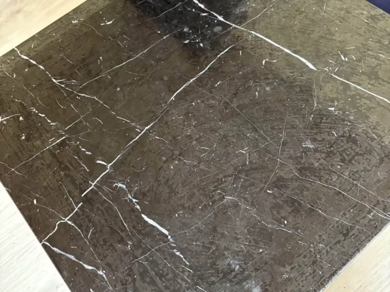 Billede 6 - Sorte metal og marmor borde 
