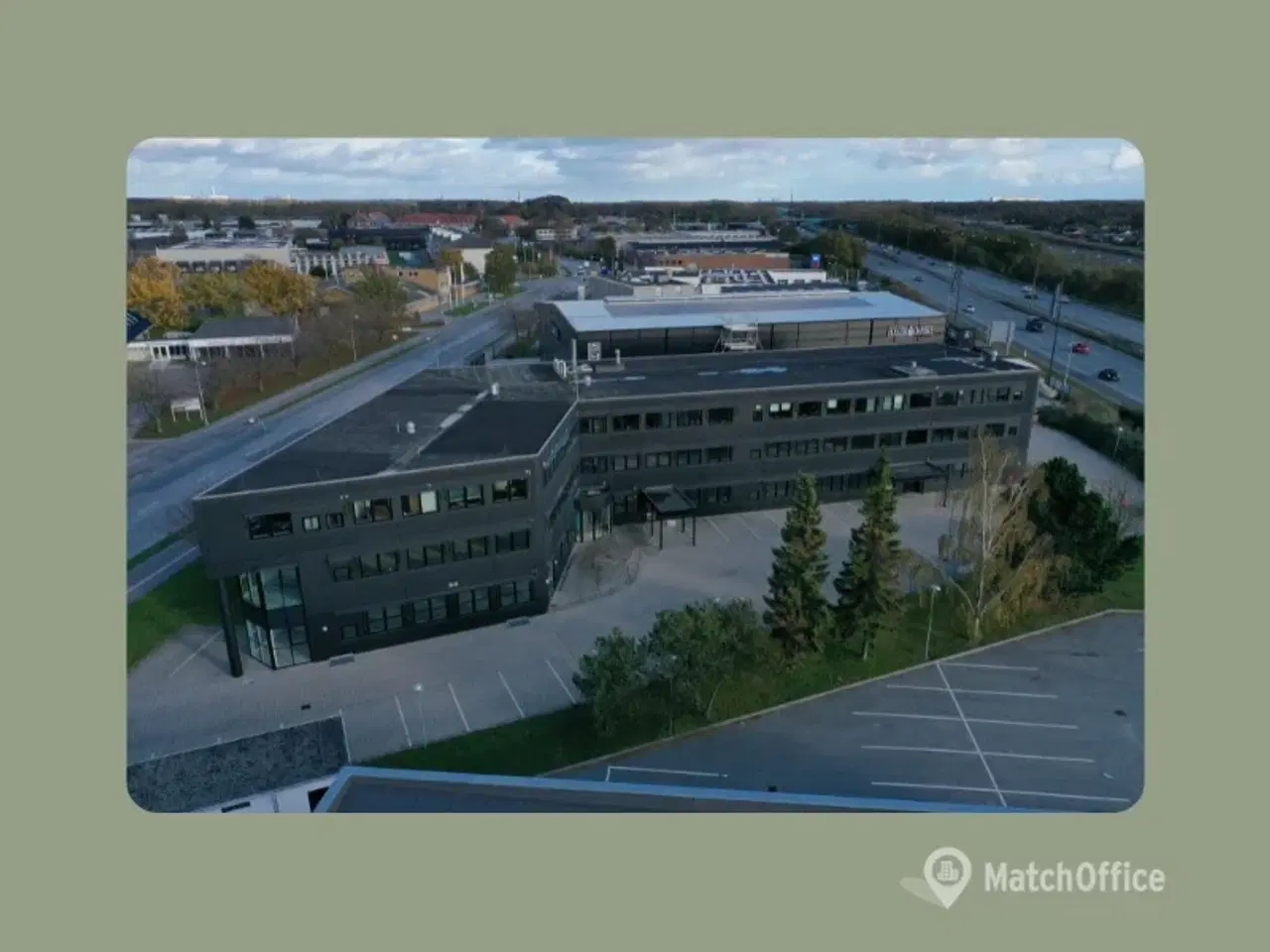 Billede 11 - Storrumskontor med attitude og stil