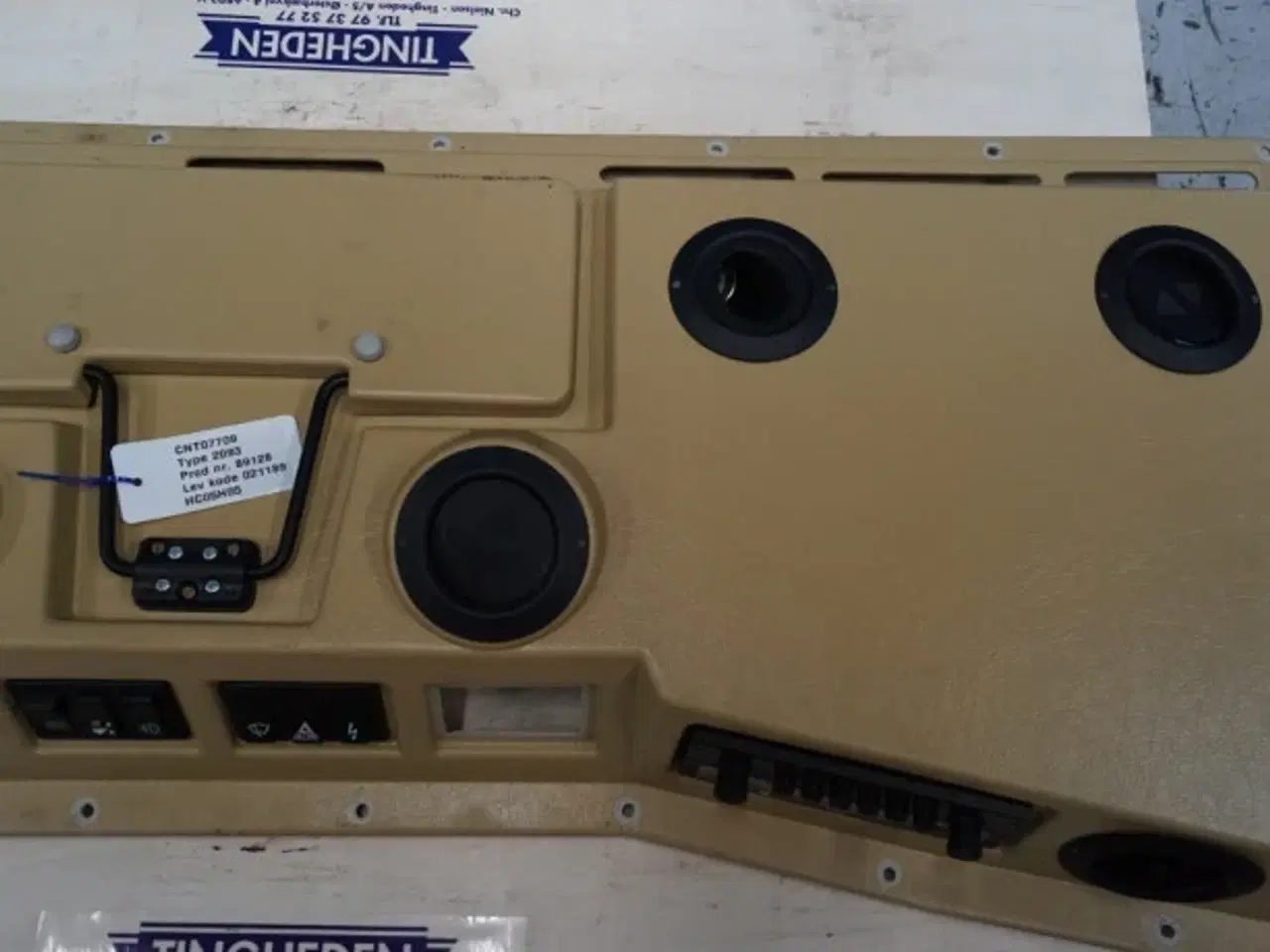 Billede 17 - Dronningborg D9000 Beklædning