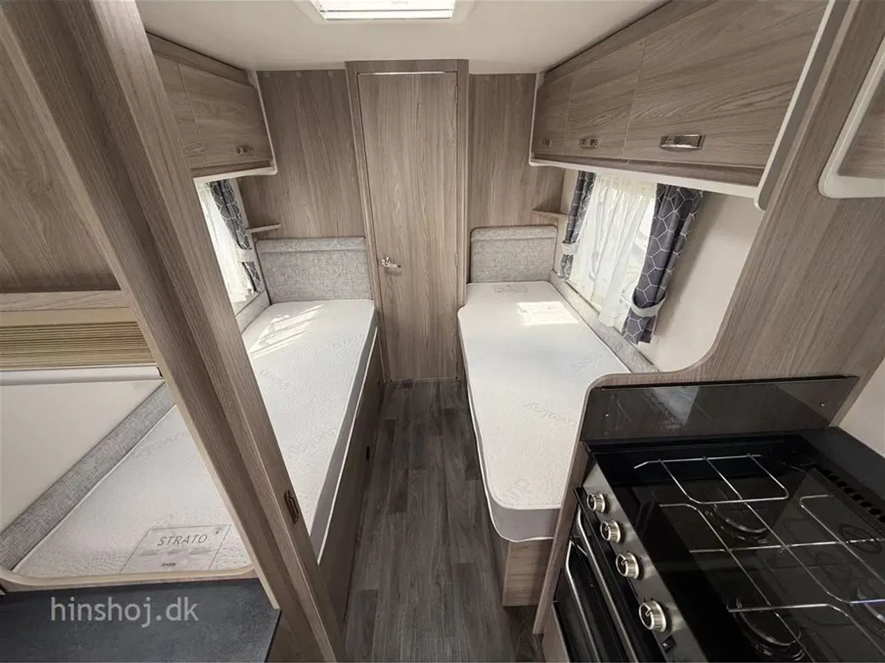 Billede 2 - 2023 - Sprite Mondial 490 SE Næsten helt ny rejsevogn med enkelsenge fra Hinshøj Caravan A/S