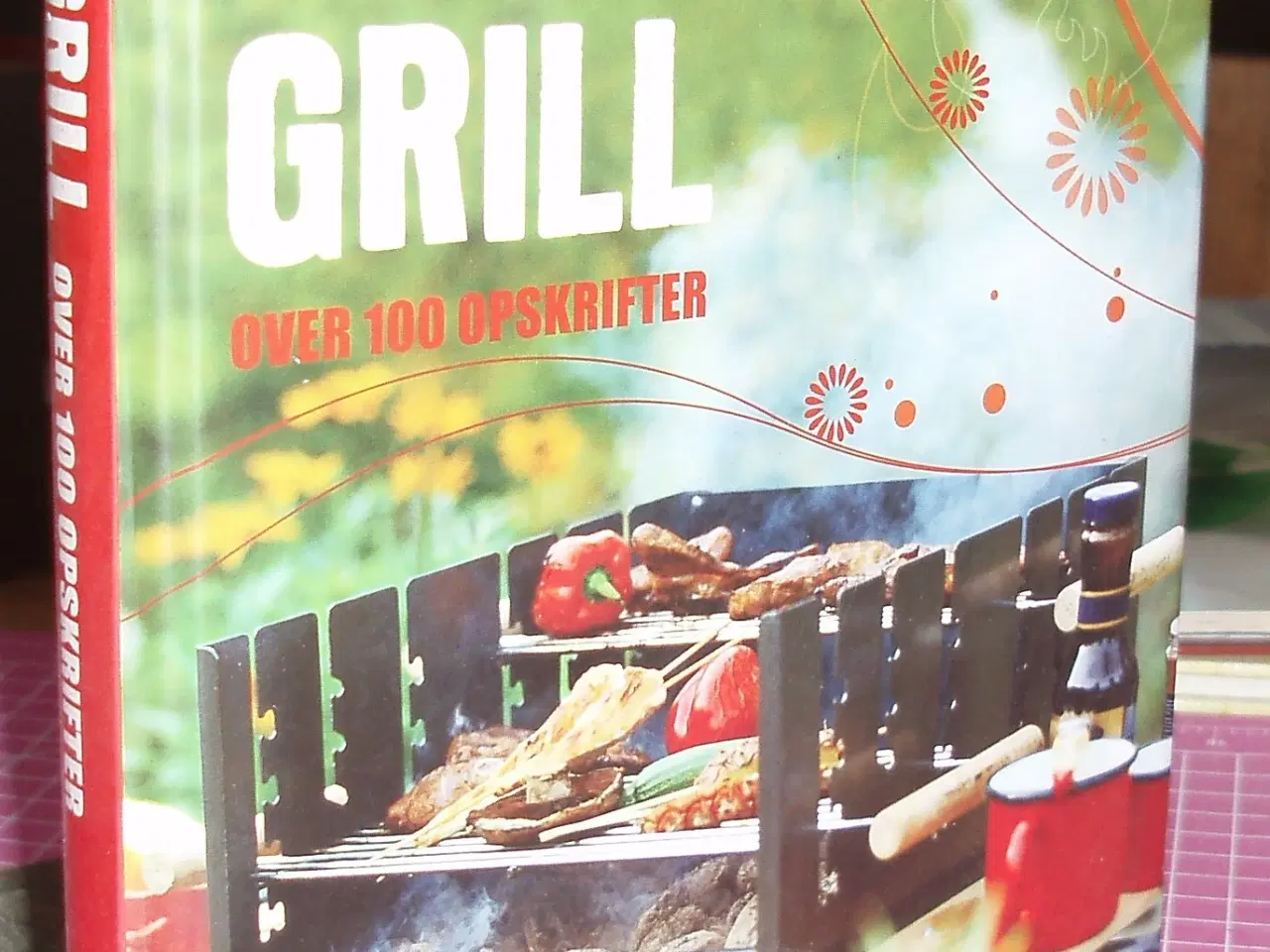Billede 1 - Grill over 100 opskrifter