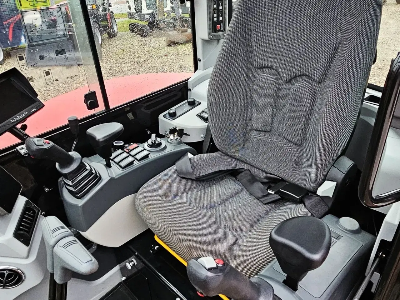 Billede 13 - MOLE M60 / Engcon rotortilt og skovlpakke / 6 tons / fabriksny