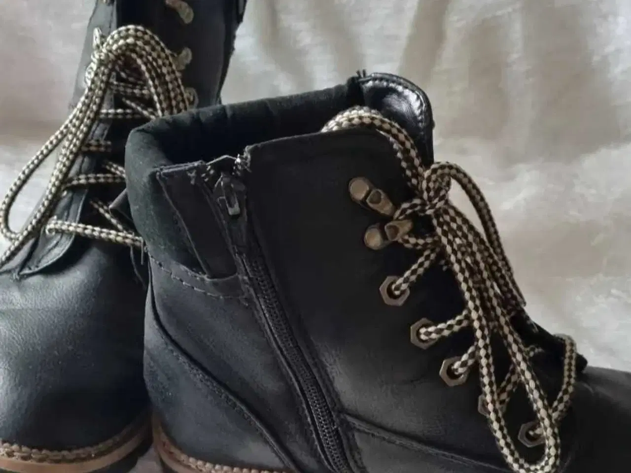Billede 2 - Støvler brugt få timer 