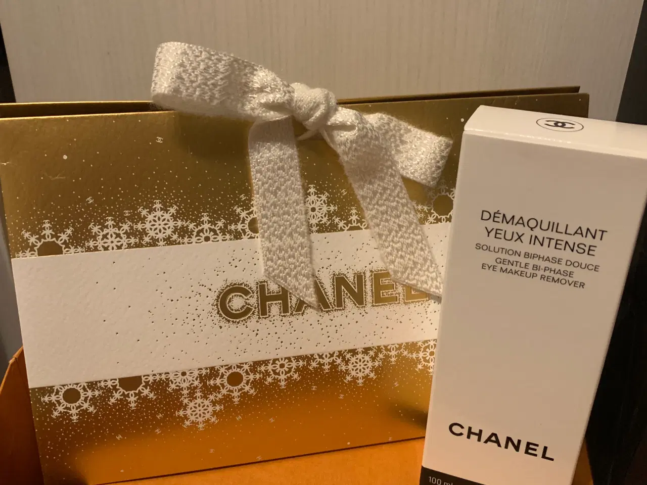 Billede 1 - Chanel Eye Makeup Remover 