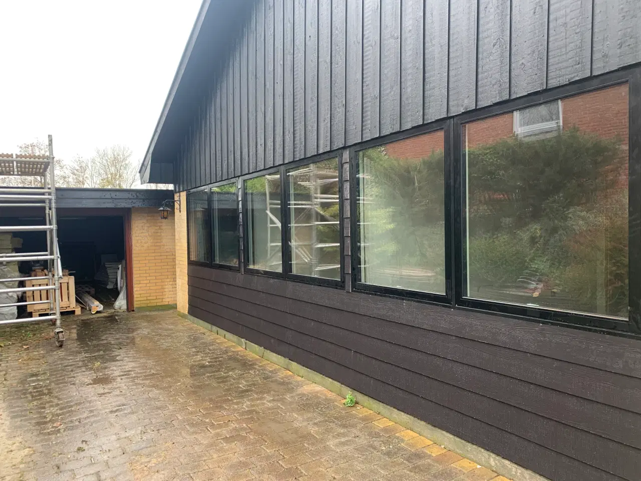 Billede 17 - Tømrerarbejde • Udskiftning af paneler • Ud
