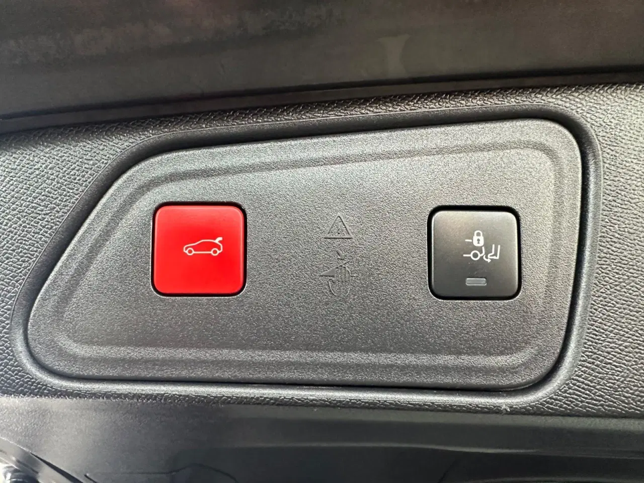Billede 15 - Peugeot 3008 1,6 Hybrid Allure Pack LTD EAT8 Van