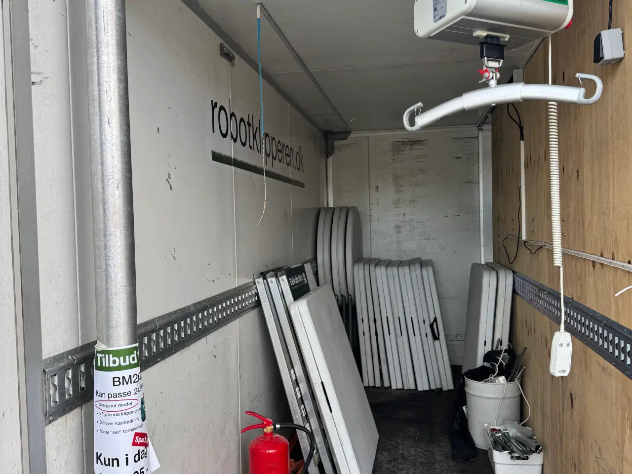 Billede 10 - Trailer med sideklap, solpaneler og 230v
