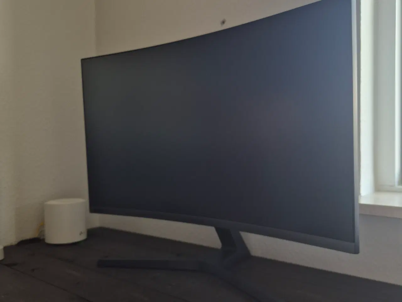 Billede 3 - Samsung C27RG50FQU 27″ – Kurvet LED skærm – 240Hz