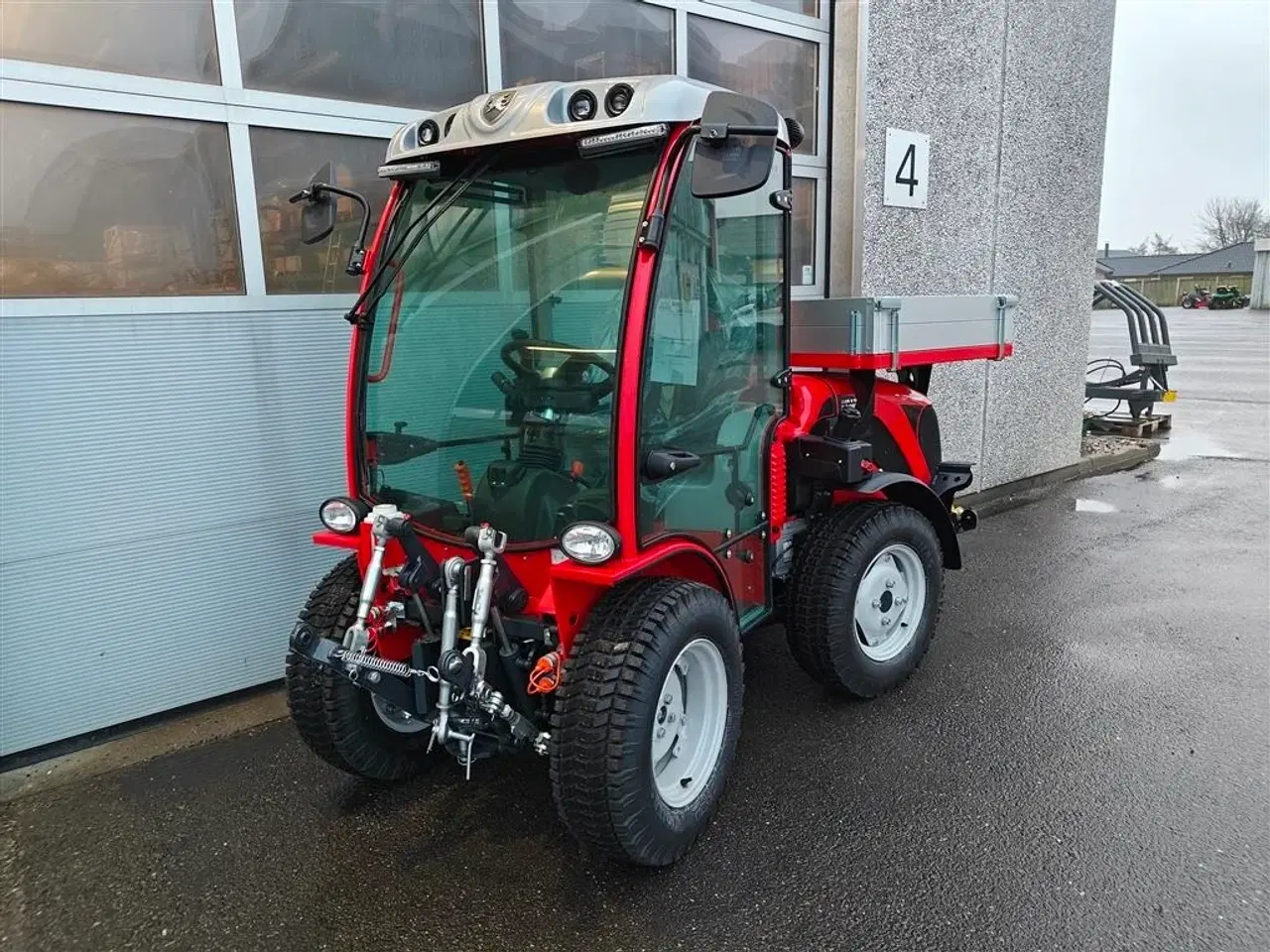 Billede 2 - Antonio Carraro SP 4800 HST Hydrostatisk redskabsbærer - spækket med udstyr