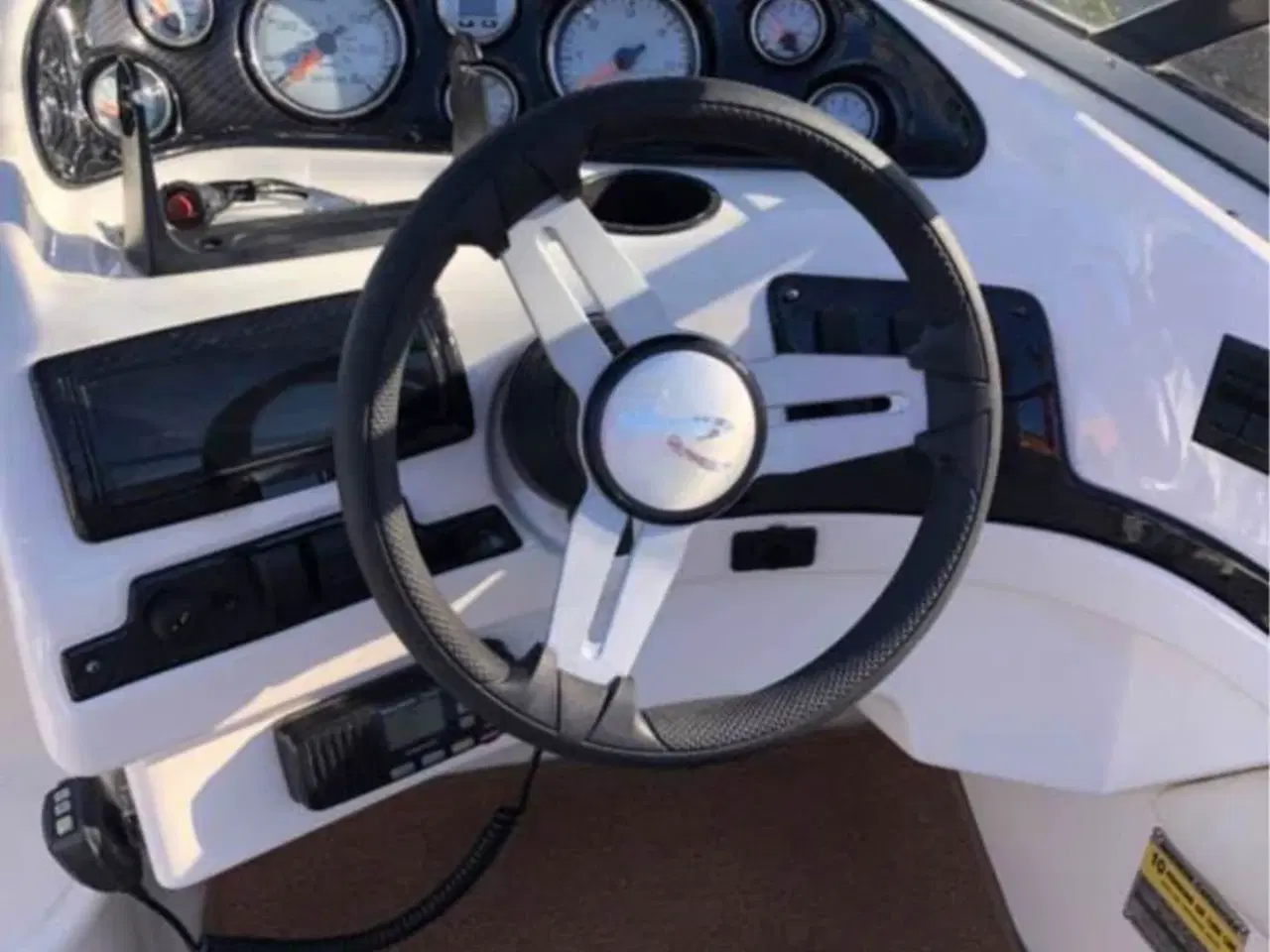 Billede 3 - Regal 2650 lsc daycruiser båd 