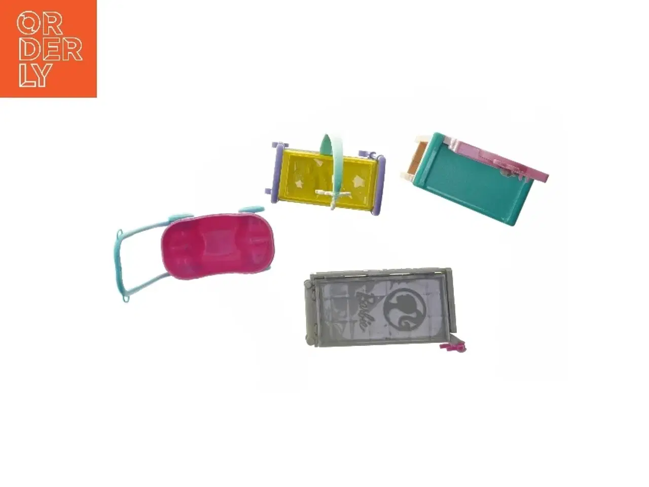 Billede 2 - Legetøjssæt med dukketilbehør fra Barbie (str. 29x9 cm)