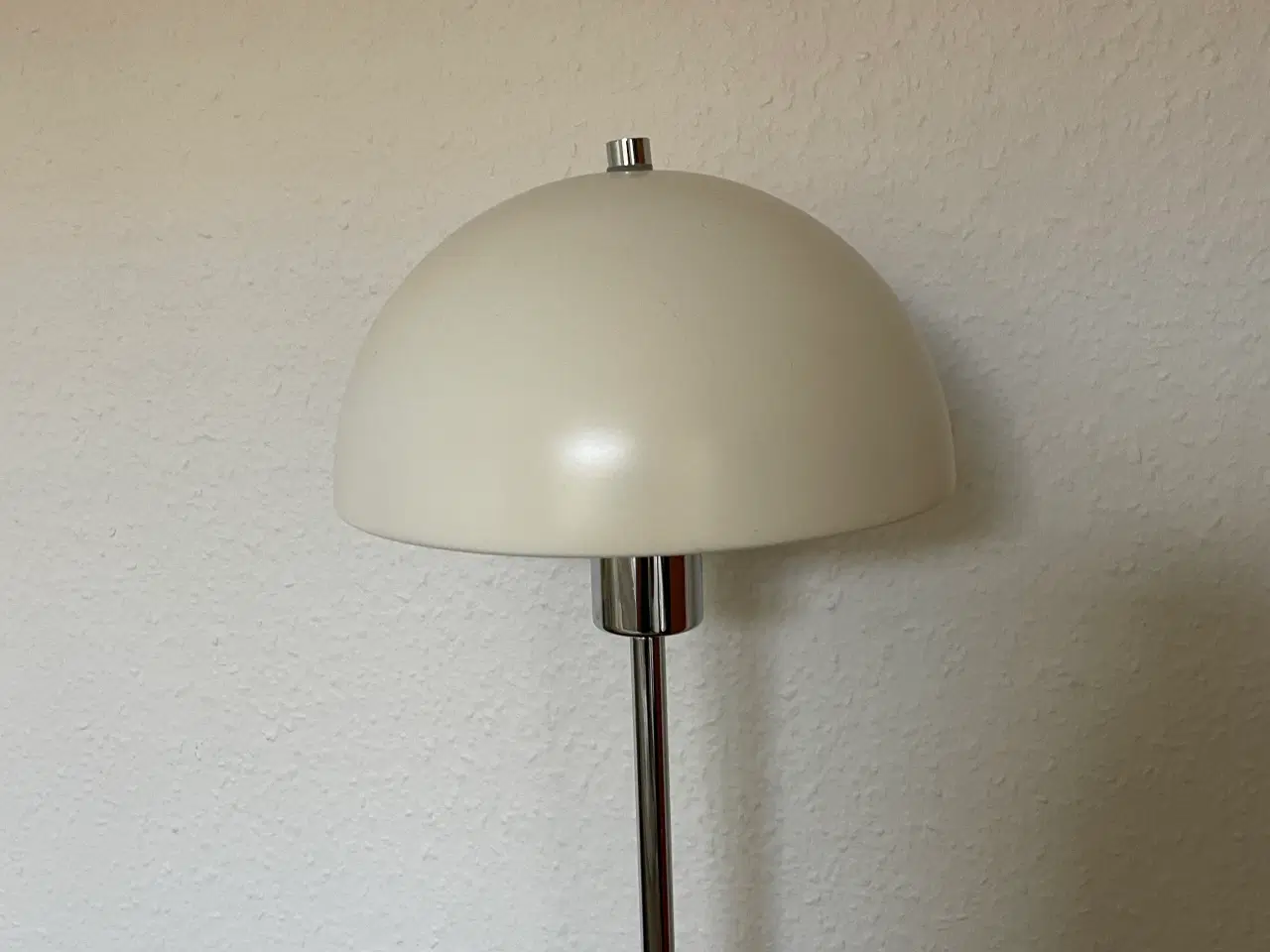 Billede 1 - Herstal gulvlampe model Vienda 