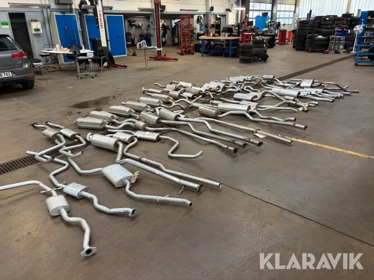 Billede 1 - Blandet udstødninger 49 styk