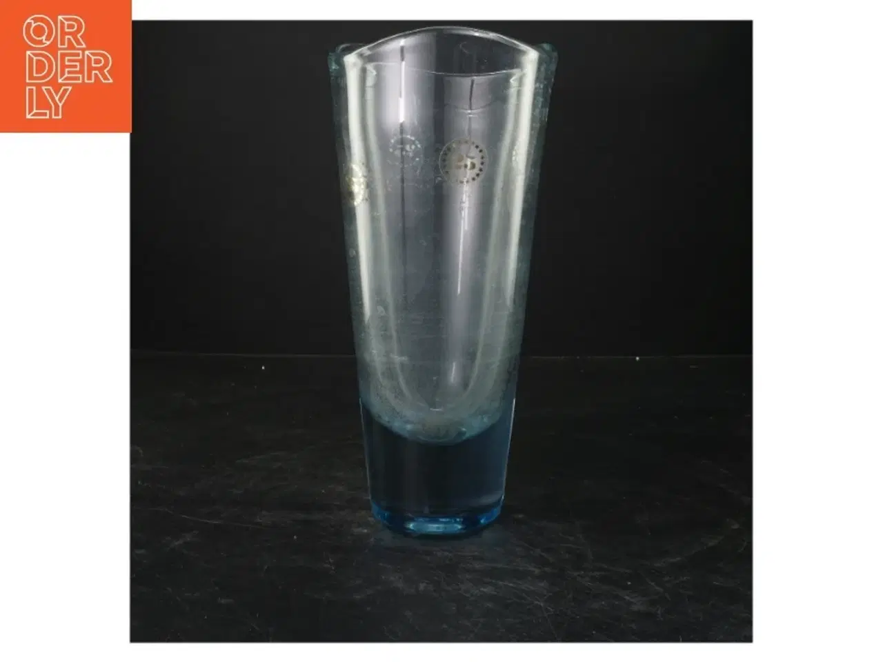 Billede 1 - Blå glasvase (str. 25,5x12 cm)