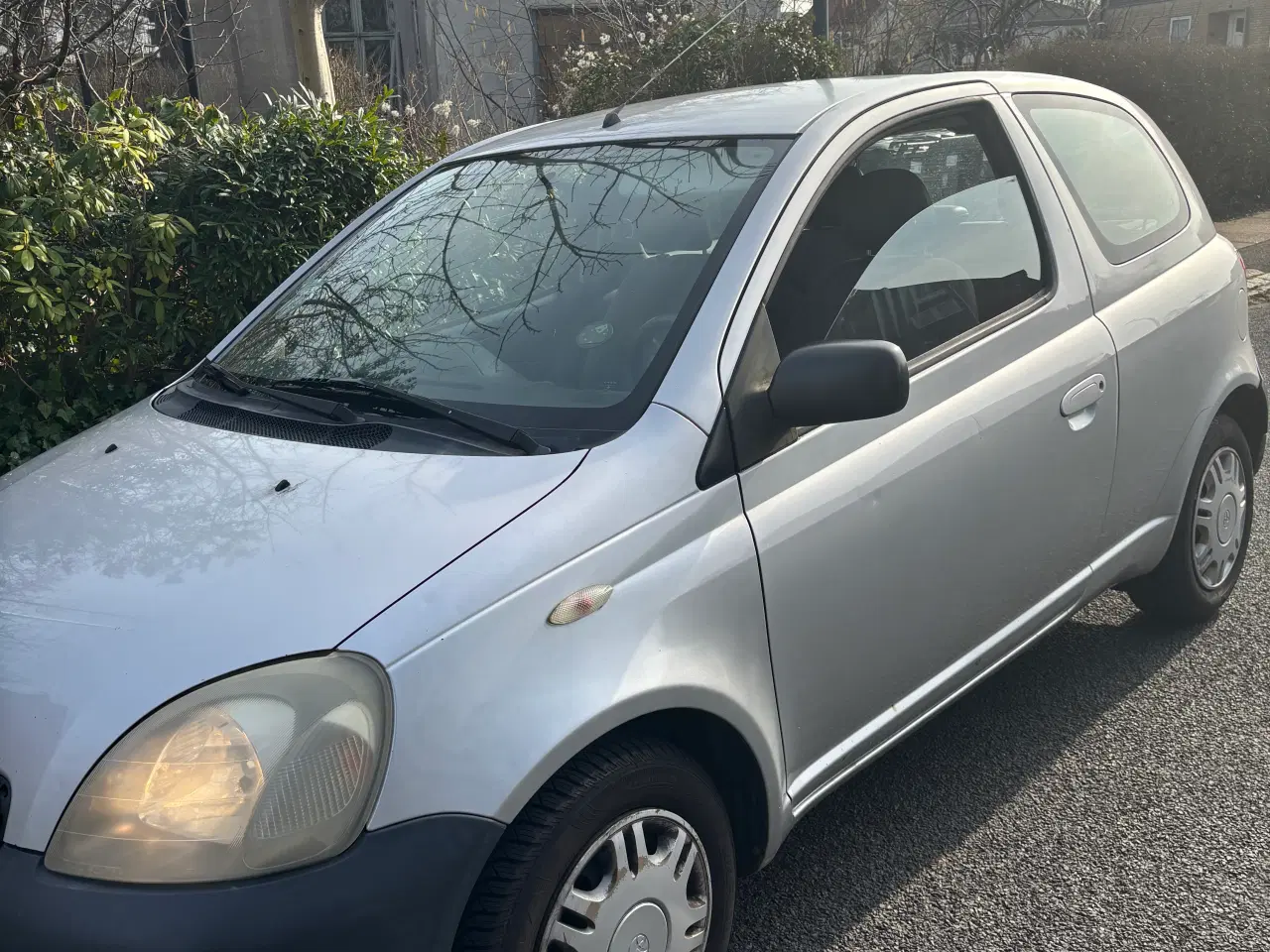 Billede 5 - Toyota Yaris automatgear  / Semi automatic 2001. 1