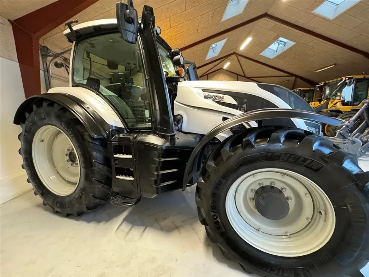 Billede 5 - Valtra T145 DIRECT KUN 1900 TIMER! MED SMARTTOUCH OG AUTOSTYRING!