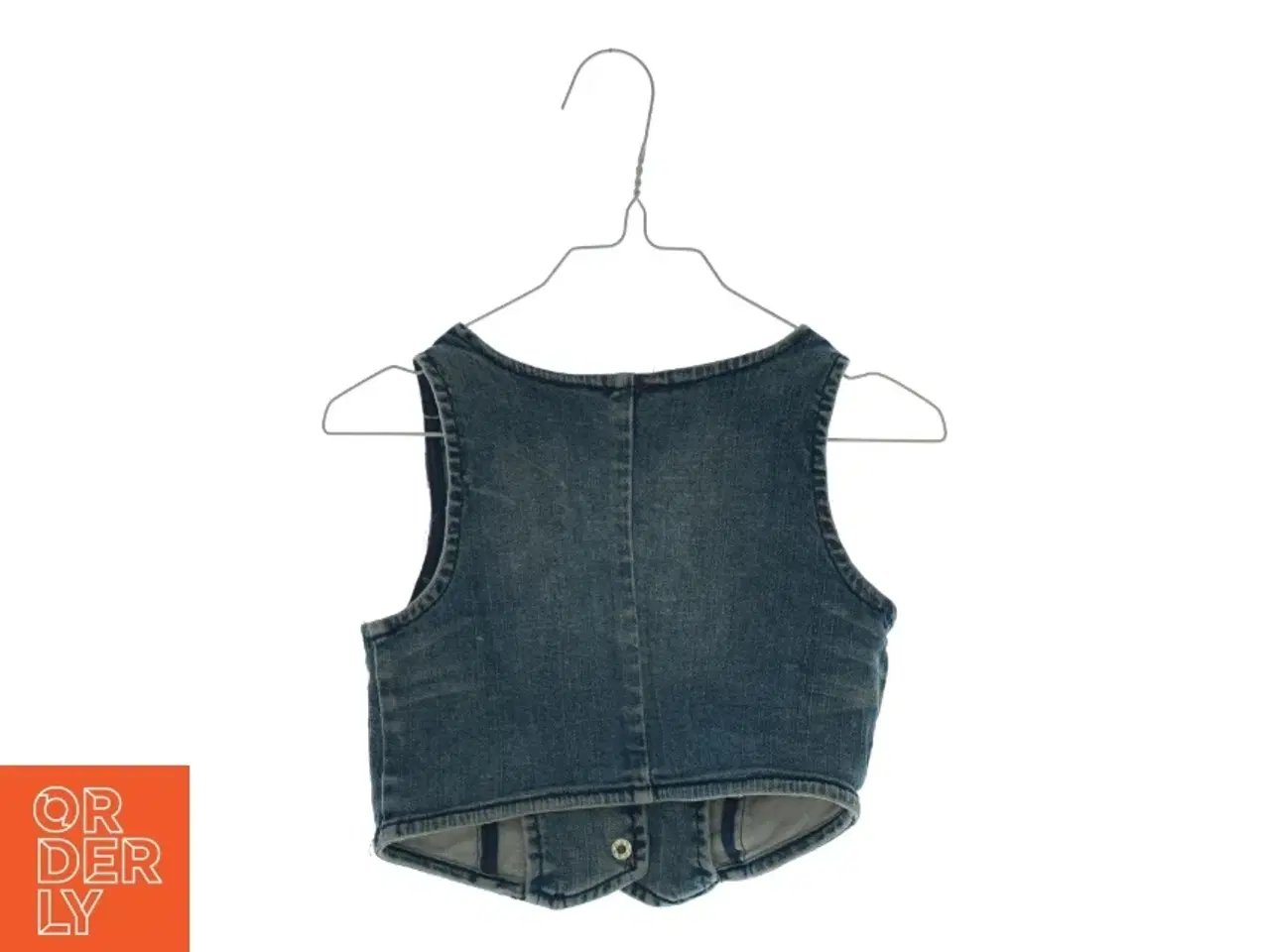 Billede 2 - Vest fra NOW (Str 116 cm)