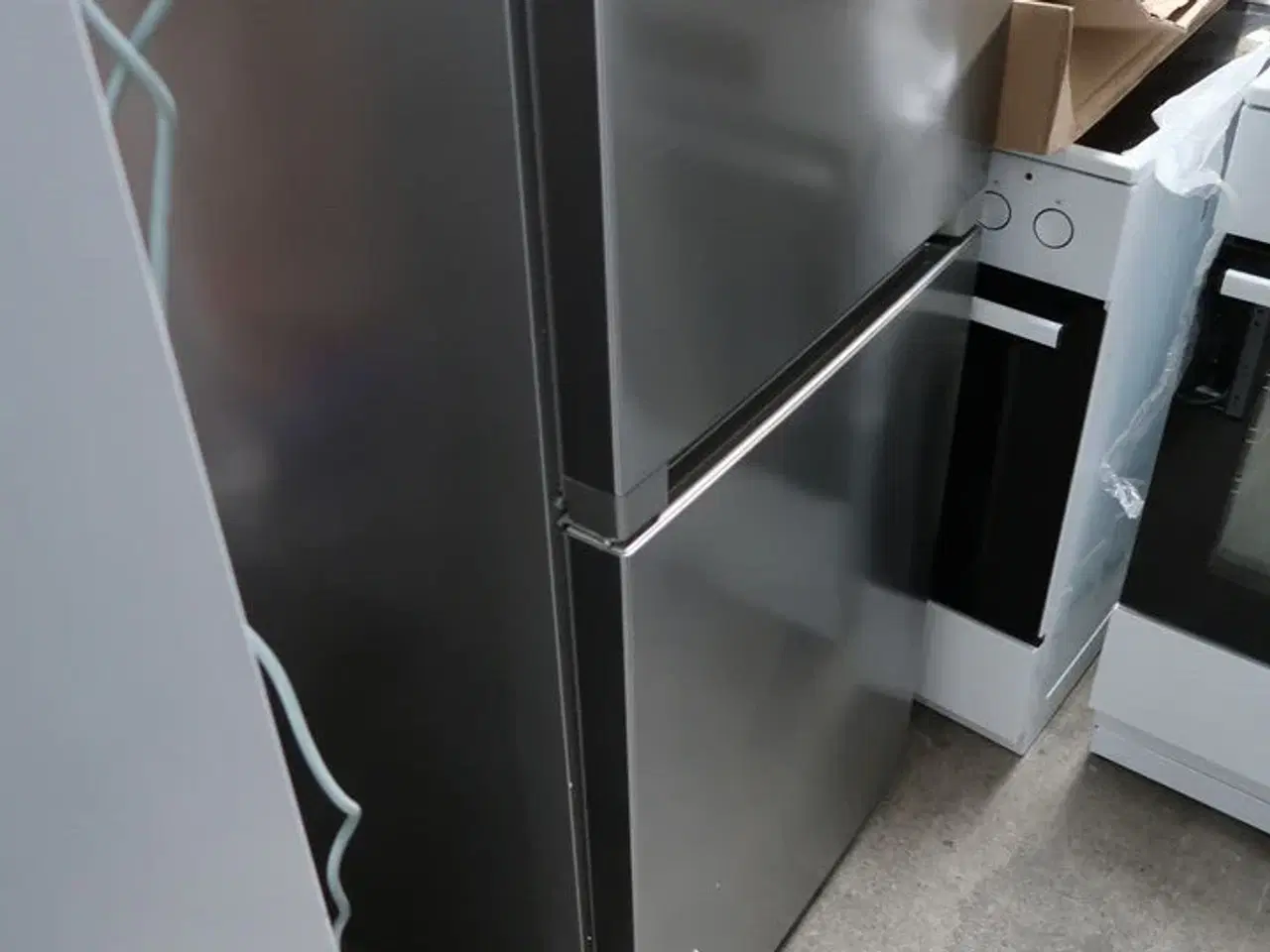 Billede 3 - Køle/fryseskab VESTFROST VCF 10186 X