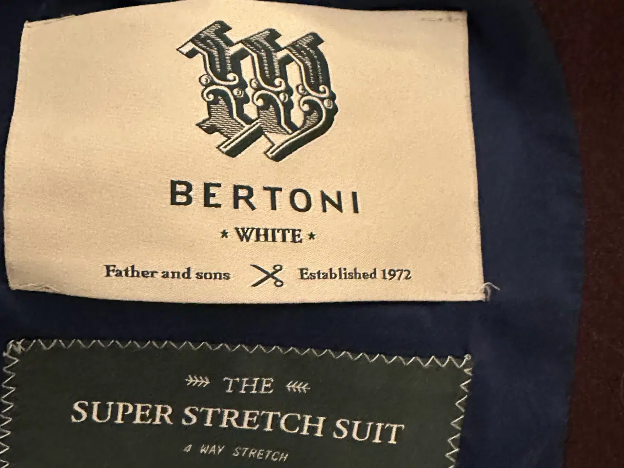 Billede 3 - Bertoni habit sæt