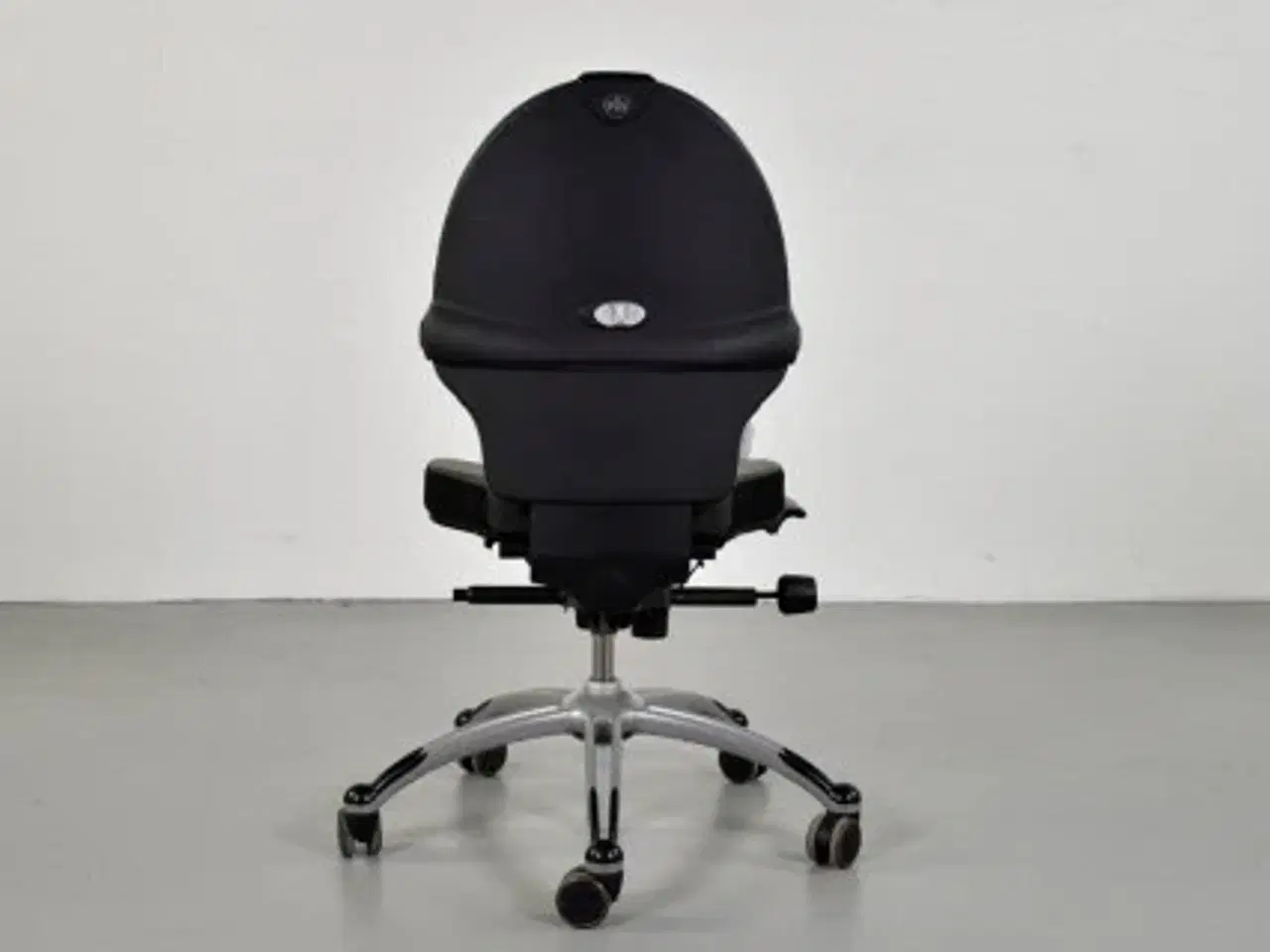 Billede 3 - Rh extend kontorstol med gråbrun polster med sort bælte