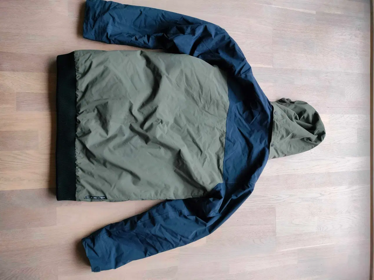 Billede 2 - Skijakke str. 170 cm