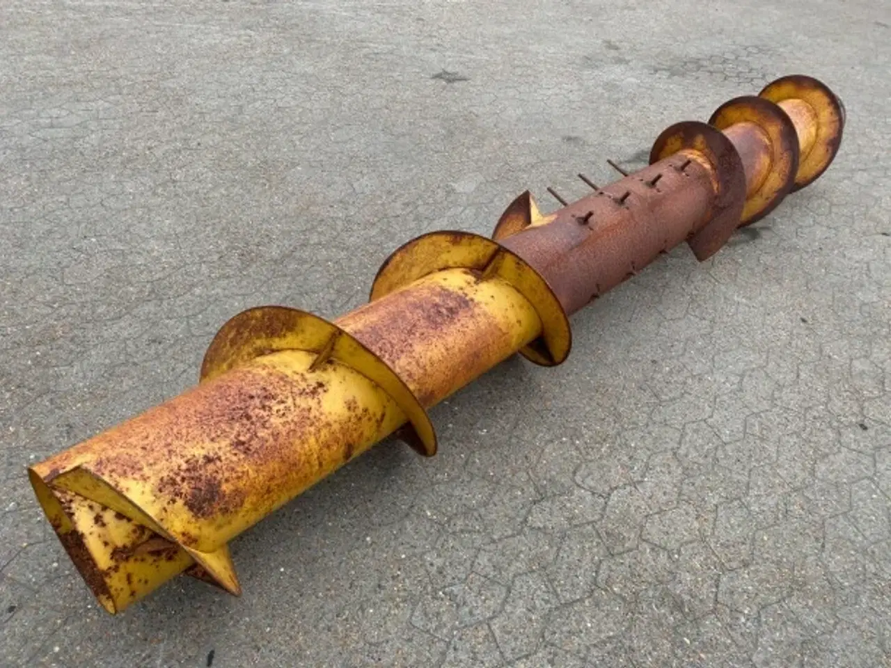 Billede 7 - New Holland 8030 12" Indføringstromle 80334996