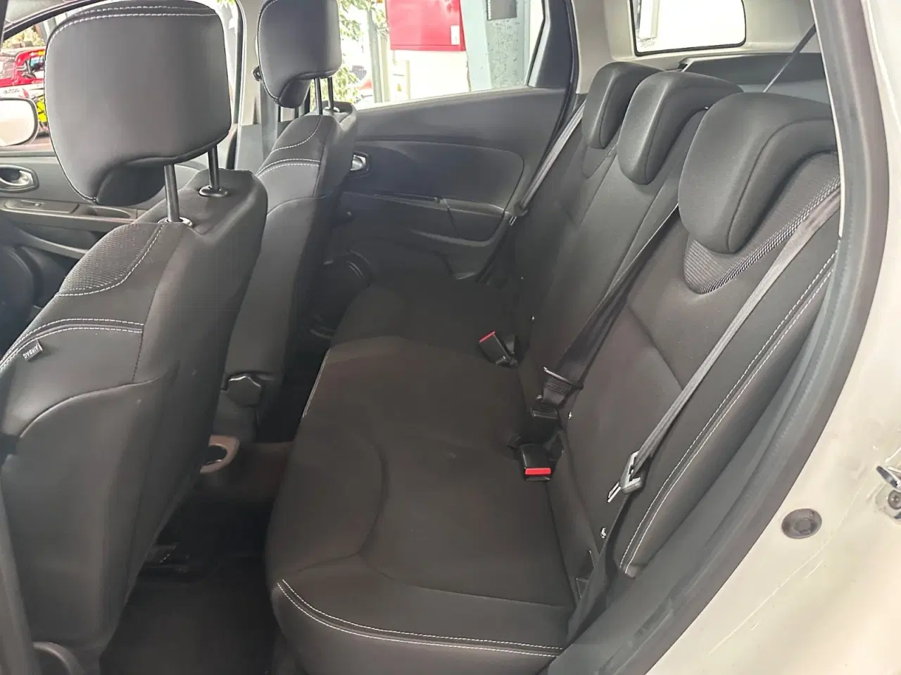 Billede 5 - Renault Clio IV 1,5 dCi 75 Expression Navi Style Sport Tourer