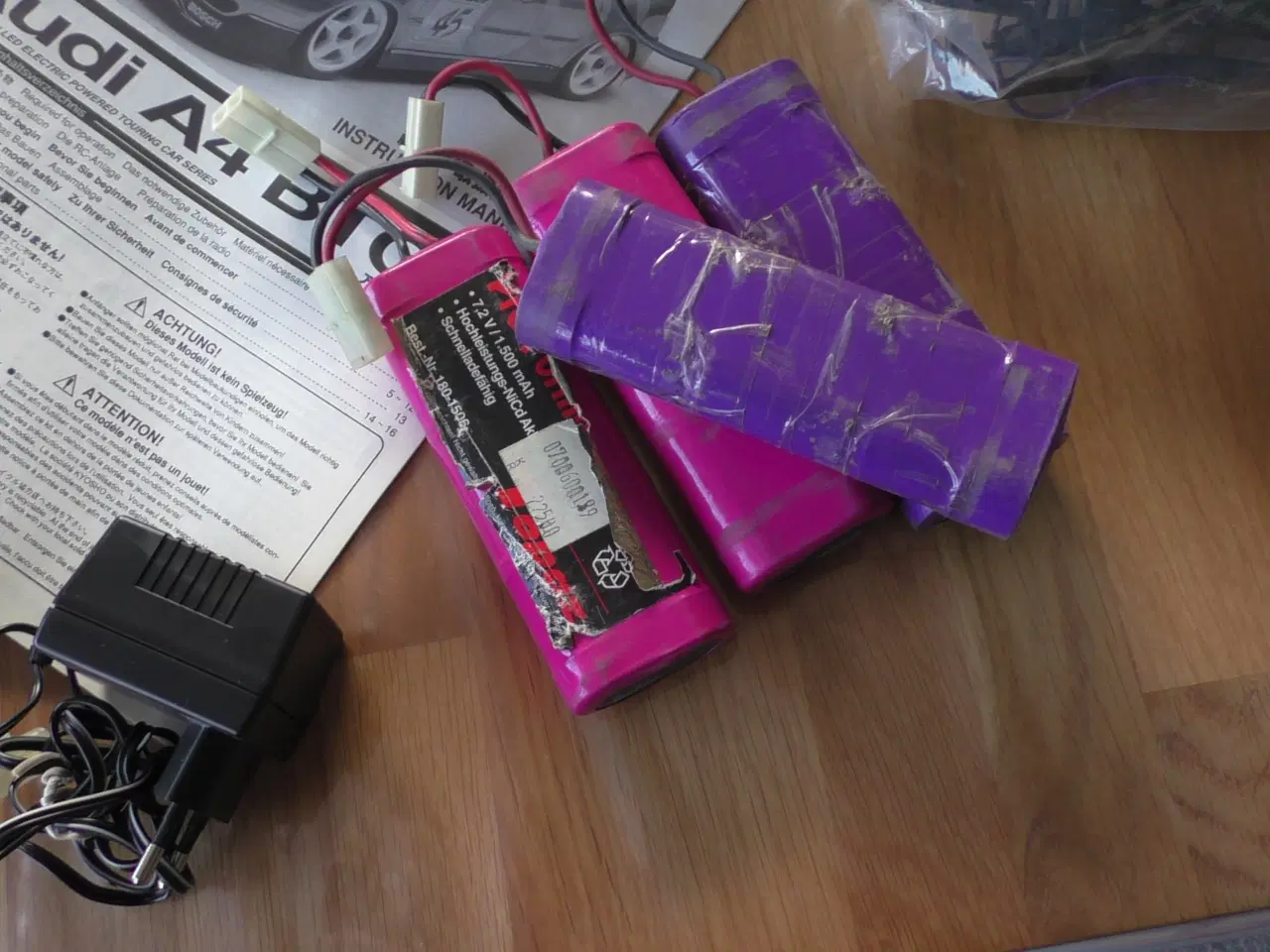 Billede 7 - 4 Styk fjernstyret biler