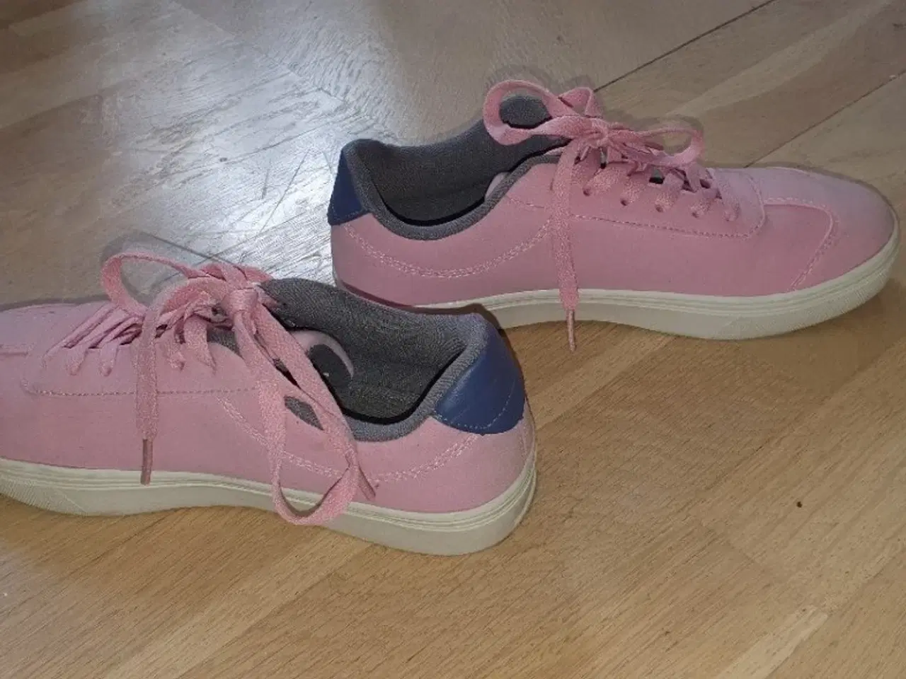 Billede 2 - Fritidssko 	