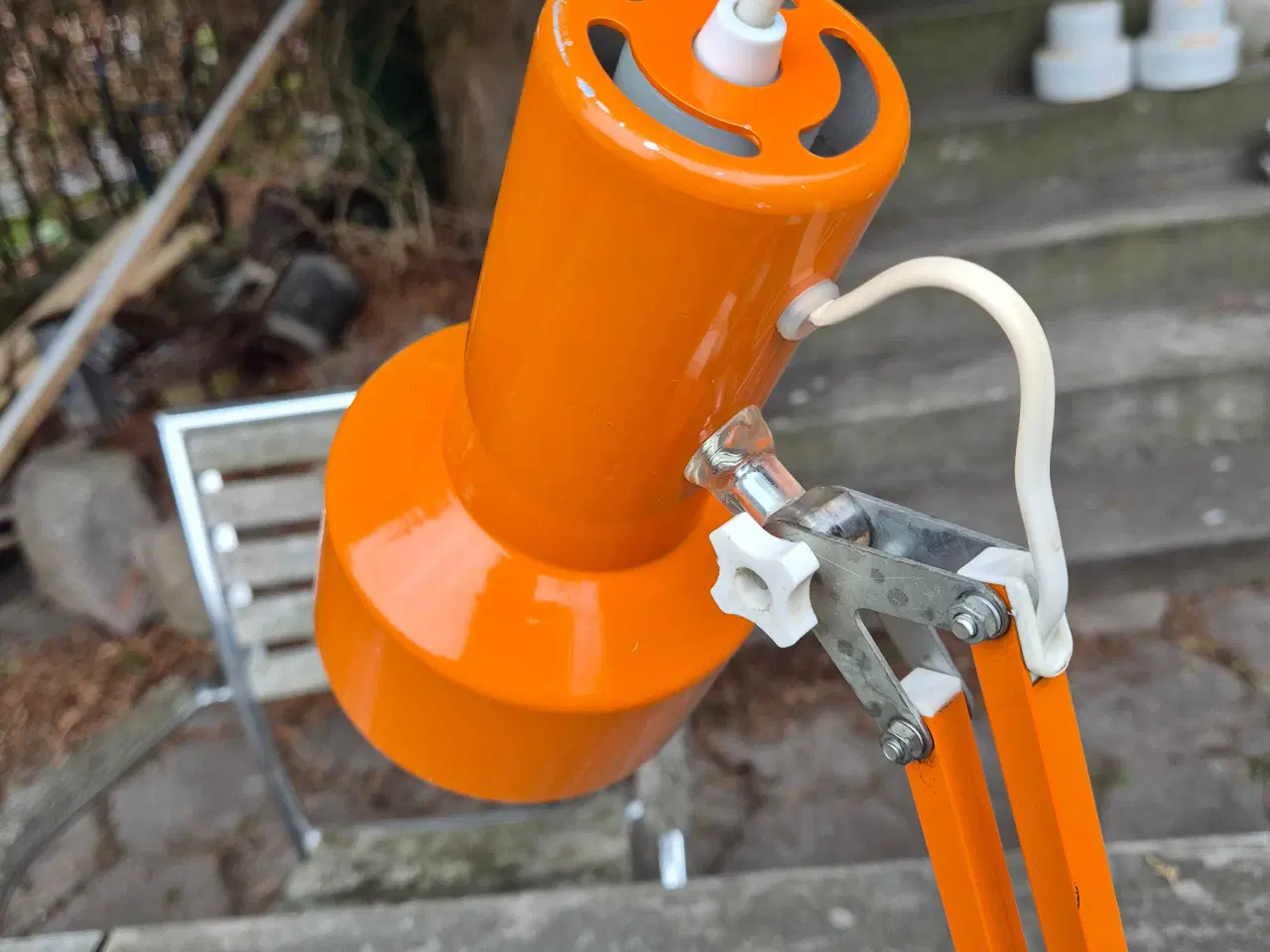 Billede 7 - Flot orange bordlampe fra Lyskær 
