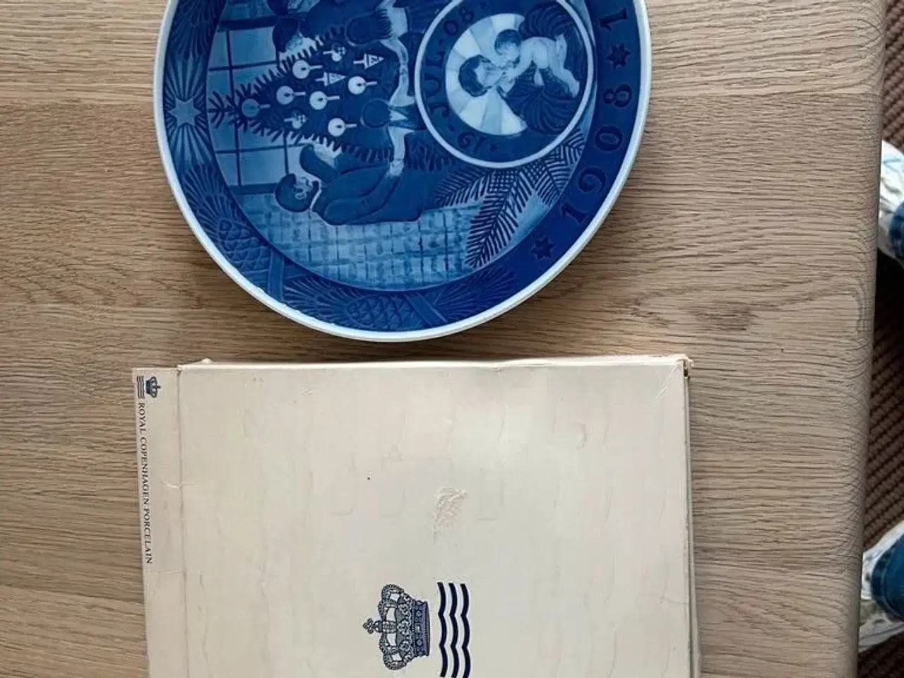 Billede 4 - Royal Copenhagen jule / jubilæumsplatte 1908-1983