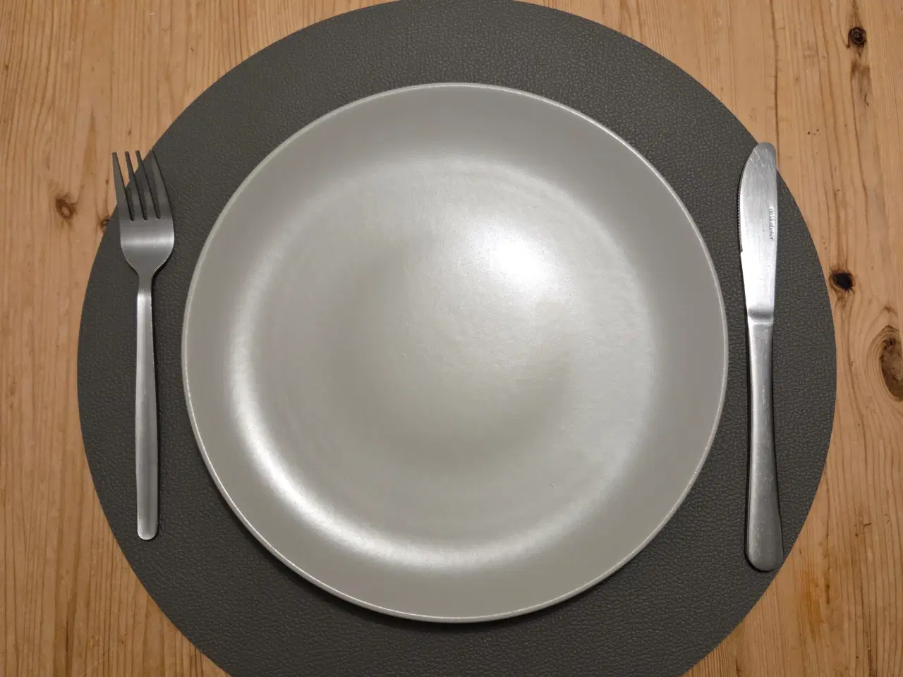 Billede 2 - Vendbar dækkeserviet Ø38 cm