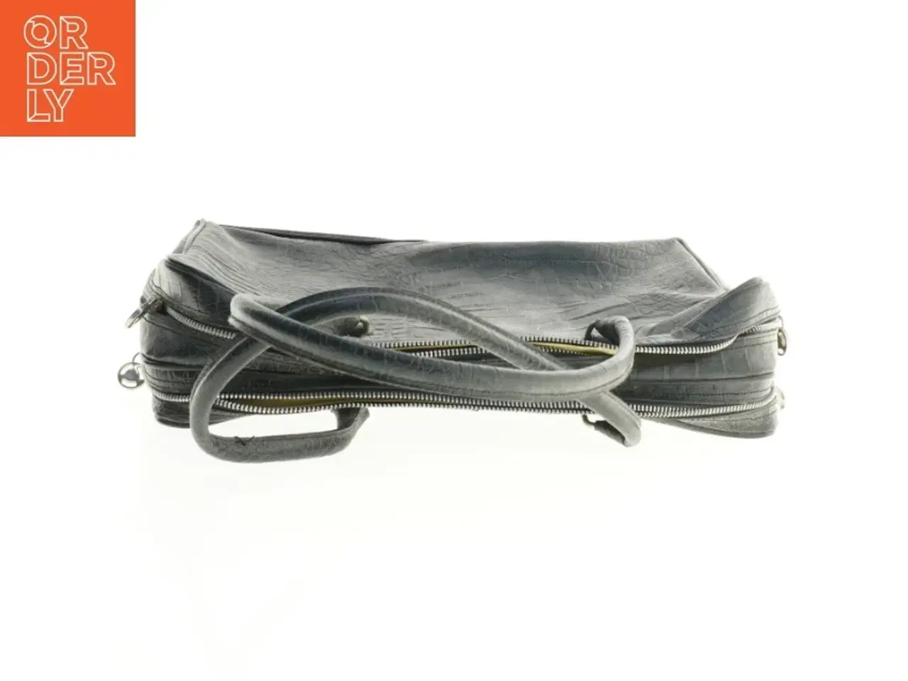 Billede 4 - Sort skuldertaske i krokodillepræget læderlook (str. 43 x 33 x 11 cm)
