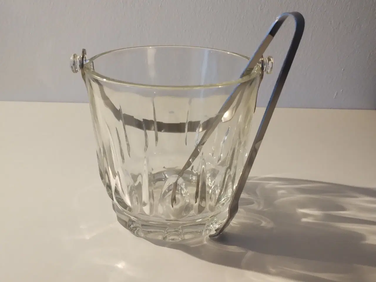 Billede 2 - Glas isspand med is tang