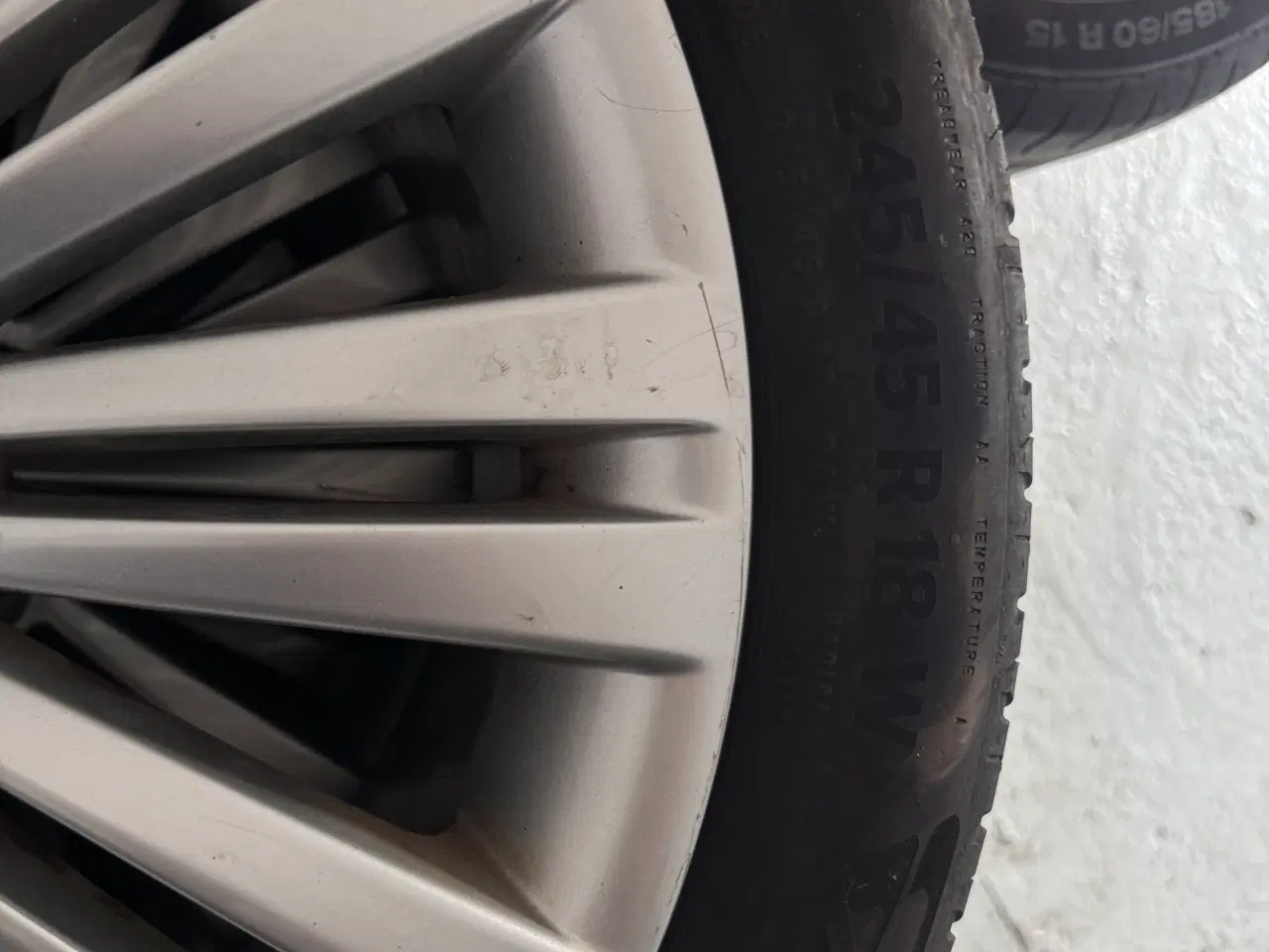 Billede 3 - Opel Insignia alufælg med sommerdæk 