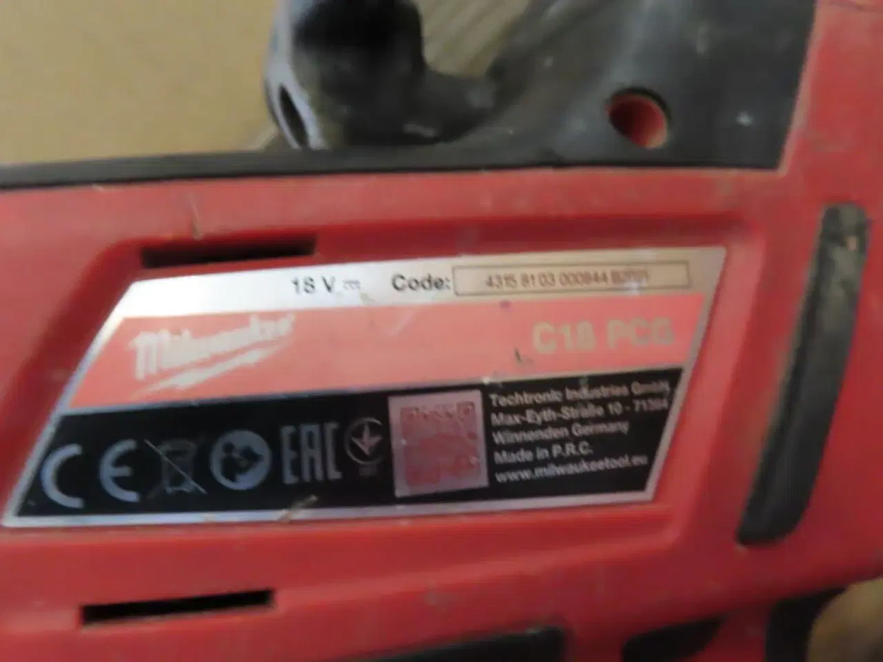 Billede 3 - 2 stk. Akku-værktøj samt akku-støvsuger MILWAUKEE