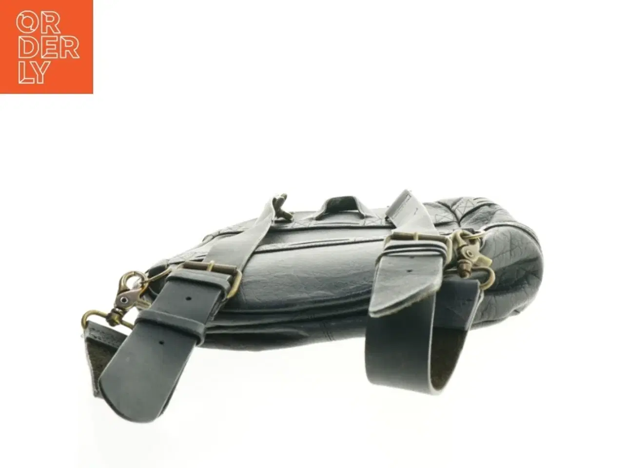 Billede 3 - Sort rygsæk i læder fra Motorius (str. 51 x 38 cm)