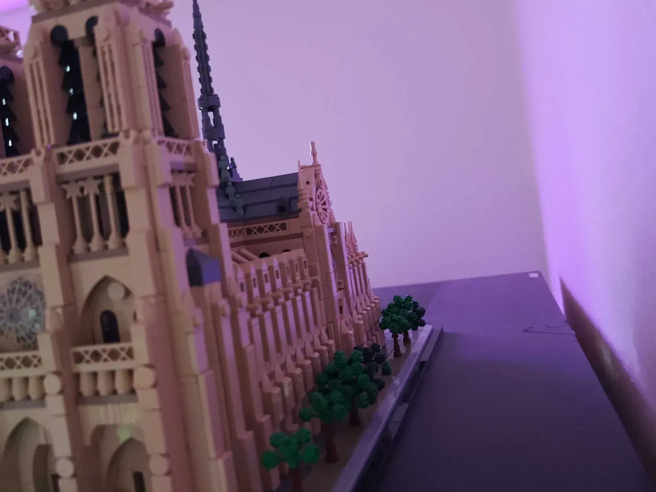 Billede 3 - LEGO Architecture 21061 Notre-Dame de Paris