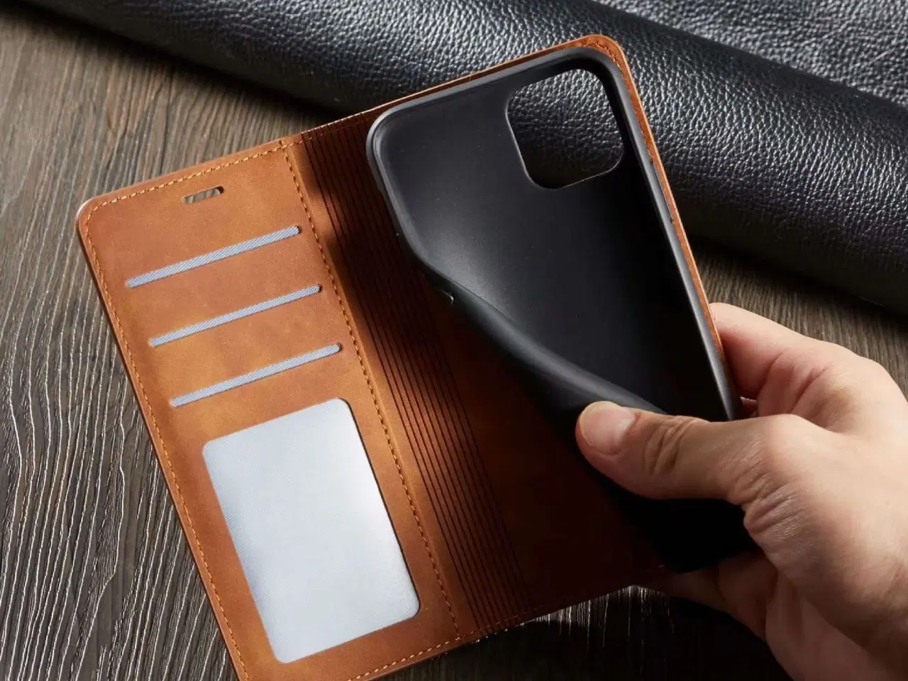 Billede 5 - Magnetisk Flip Cover til iPhone – Brun