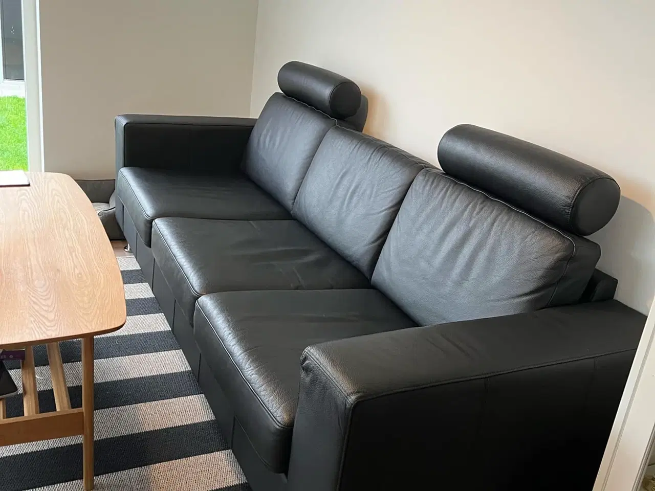 Billede 1 - 3,5 personers læder sofa 236 cm