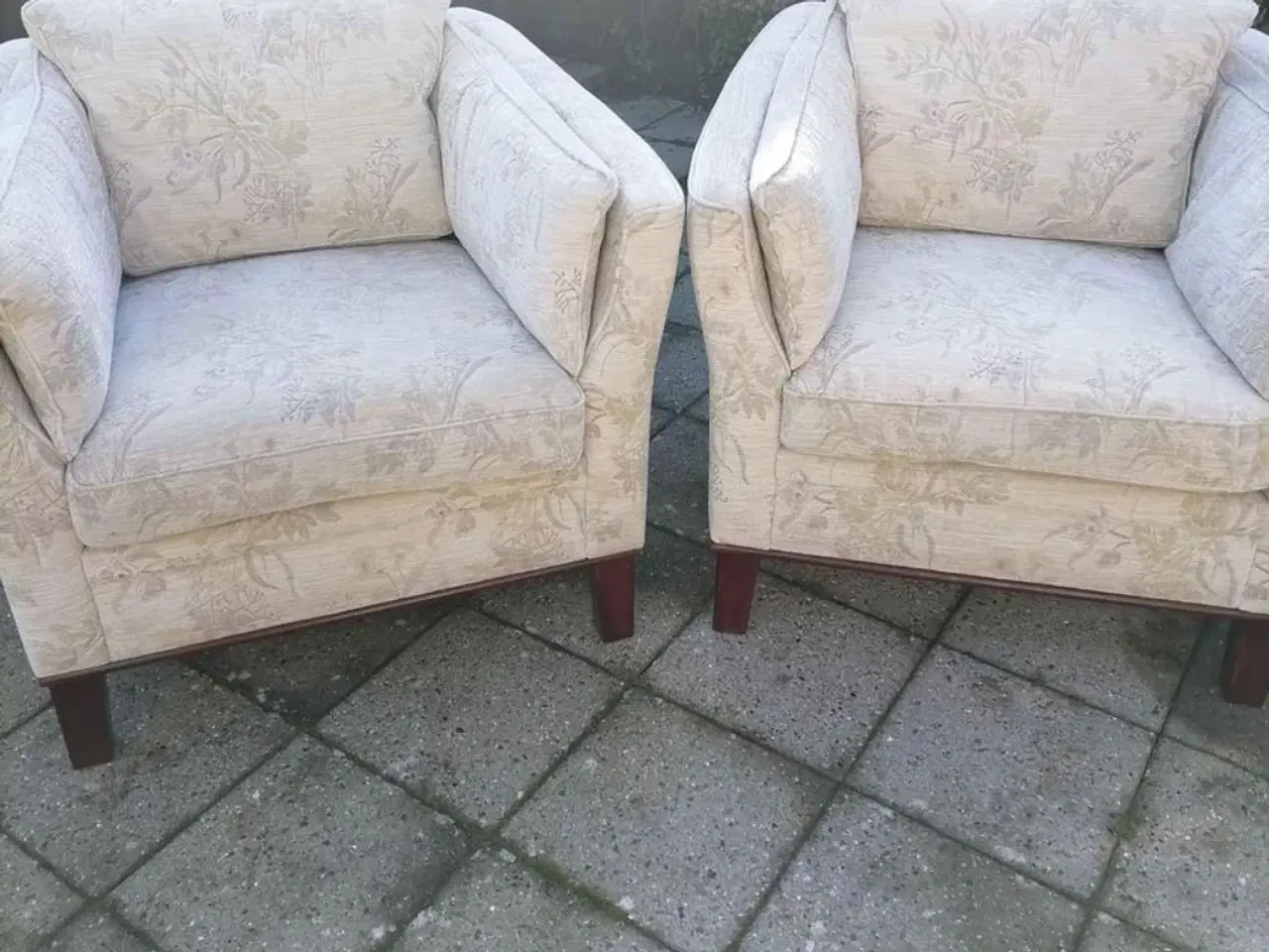 Billede 3 - Sofa + 2 stole