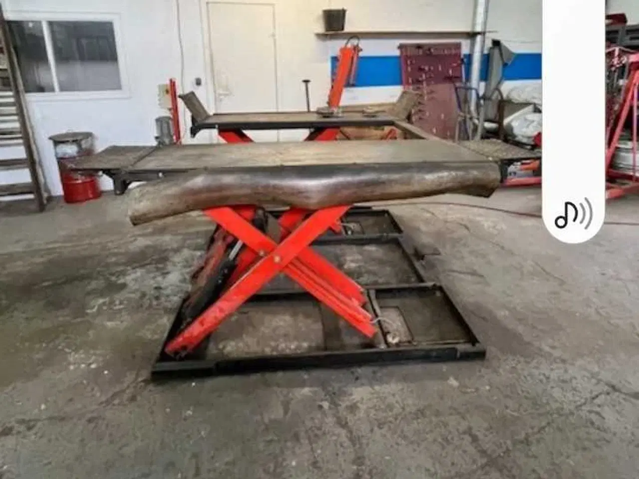 Billede 2 - Sakselift 2500kg klargørings lift