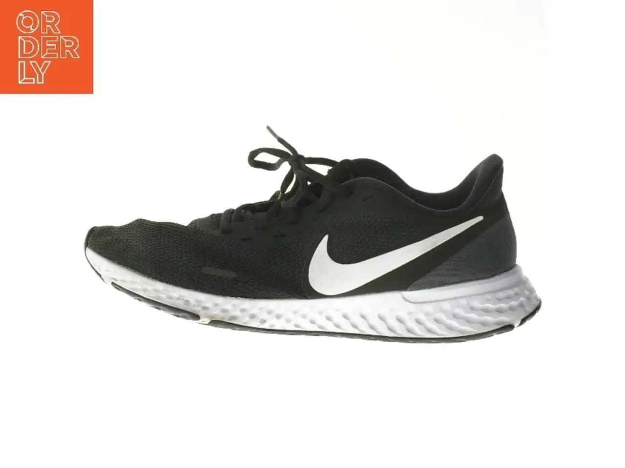 Billede 1 - Nike Revolution 5 Black/White (str. 45 )