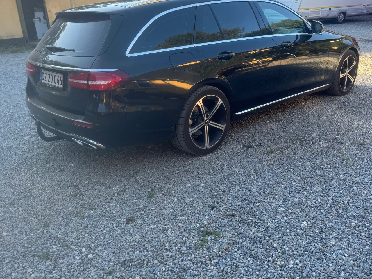 Billede 5 - Lækker Mercedes E220