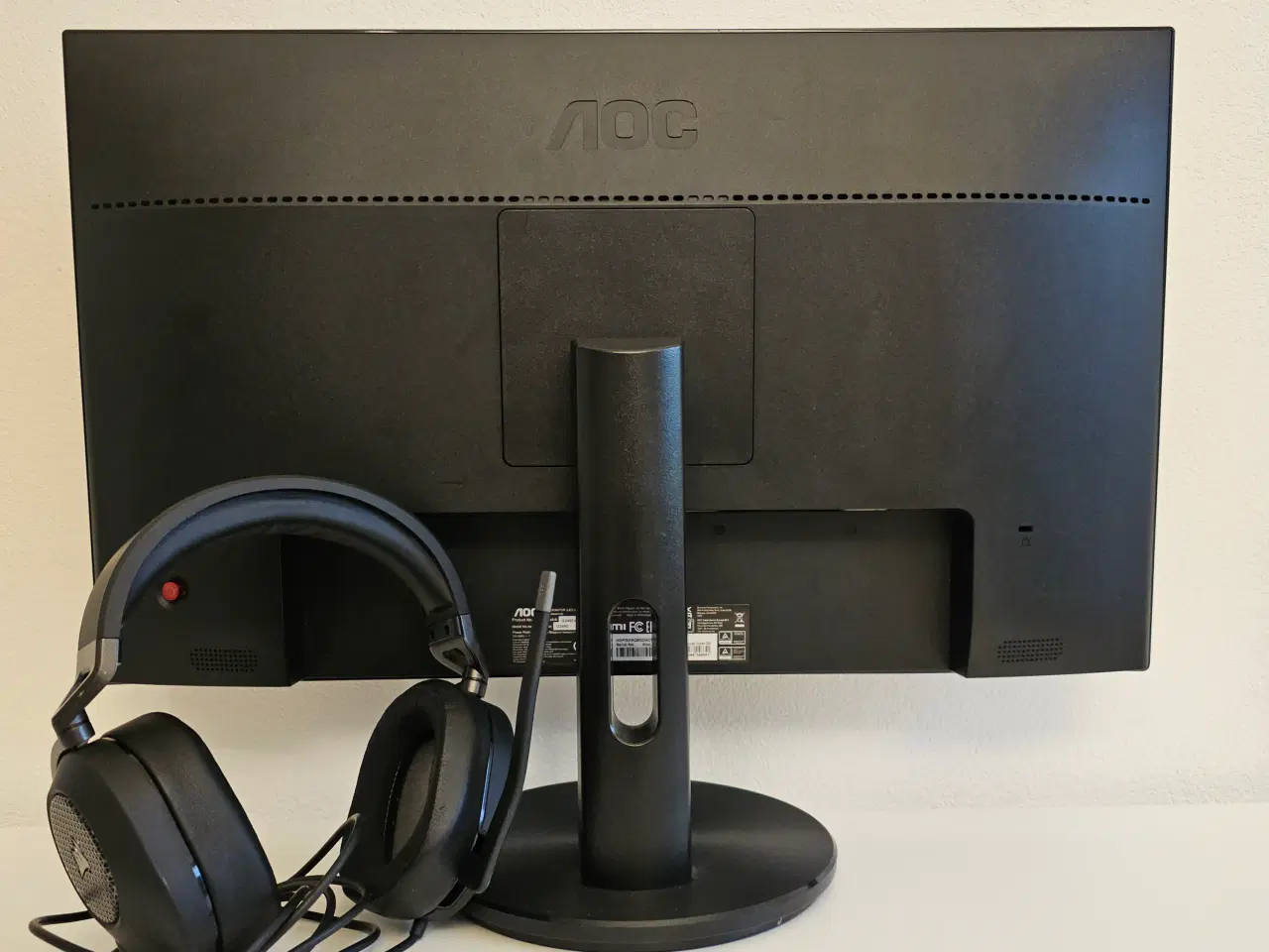 Billede 3 - Gaming combo: AOC G2490 + Corsair HS65