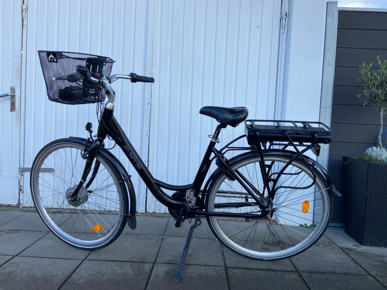 Billede 3 - X Zite "E´go2", 28" Hjul, 48cm. stel, 3 gear