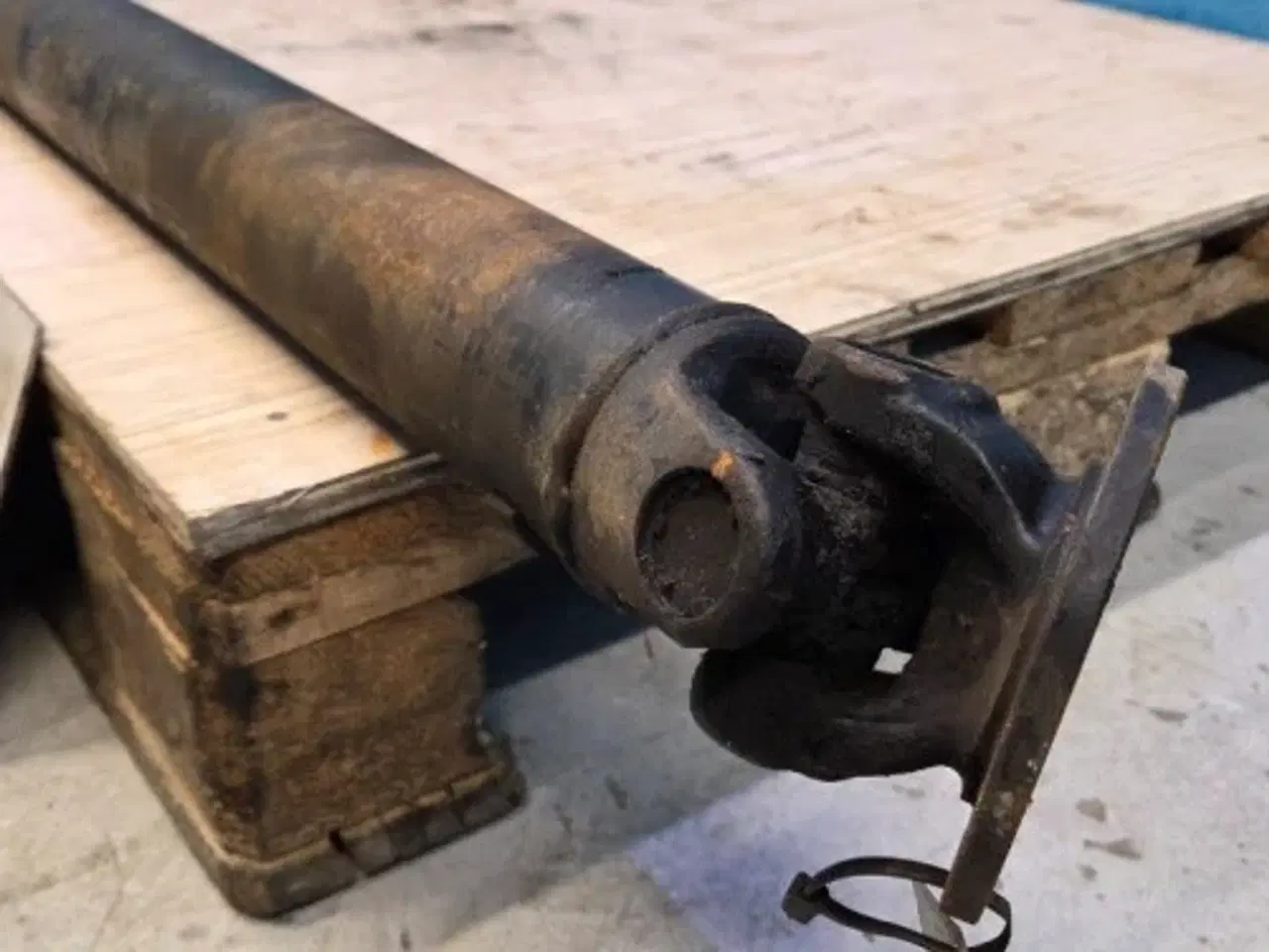 Billede 3 - New Holland FX375 Kardan 84004978