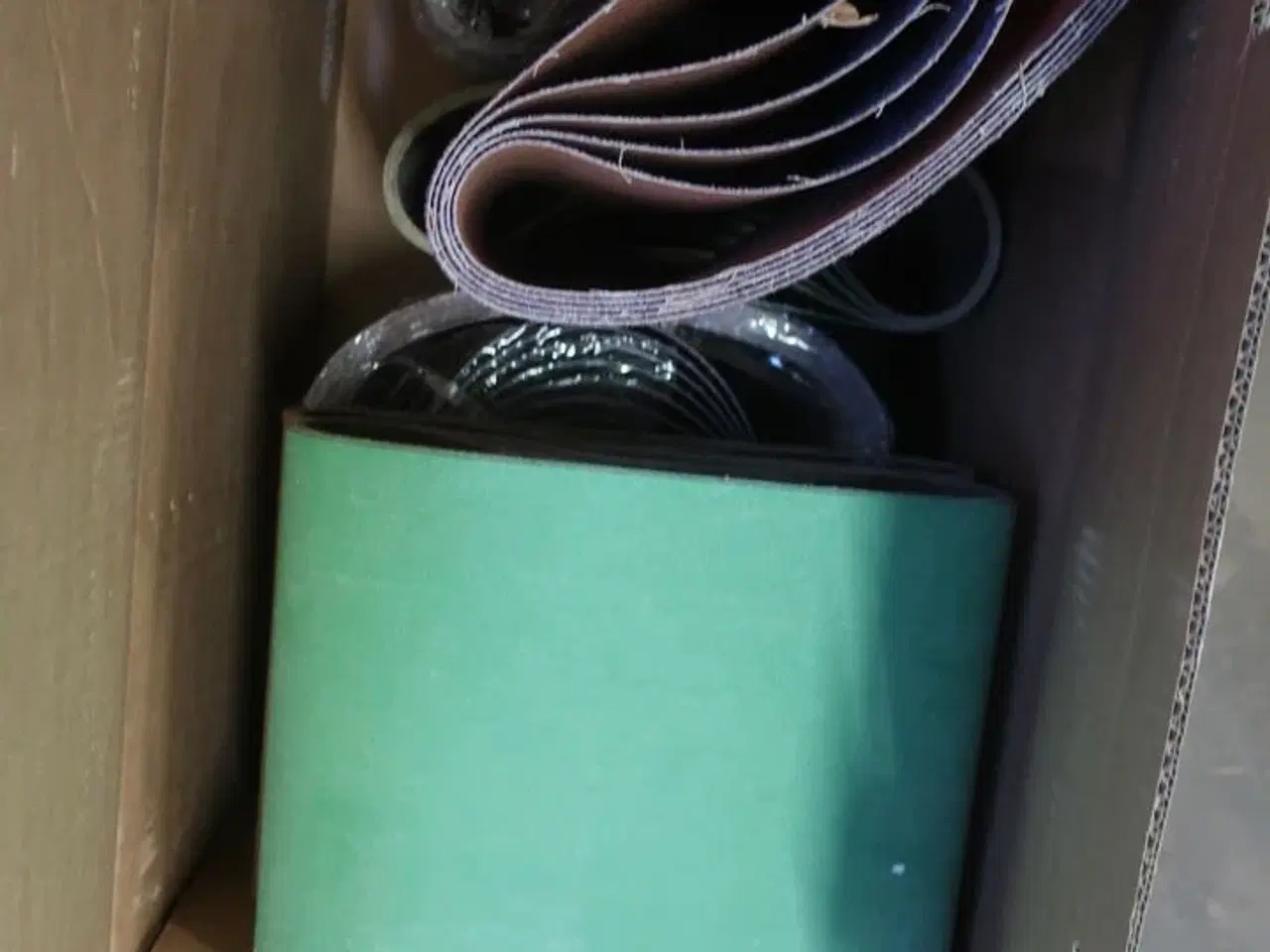 Billede 9 - Gulvsliber ØREBRO med div. Slibepapir