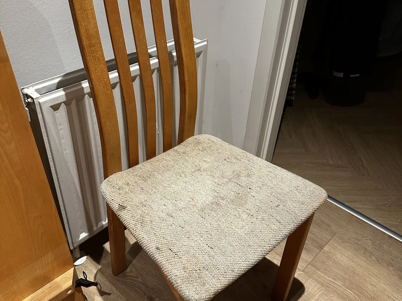 Billede 4 - Line spisebordsstol fra Findahl samlet pris