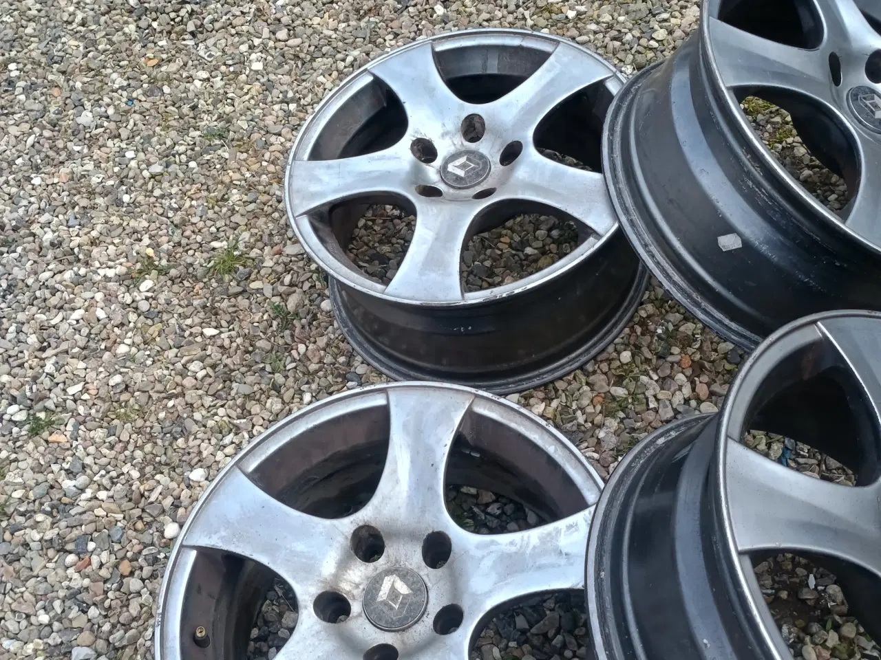 Billede 2 - orig Renault alufælge